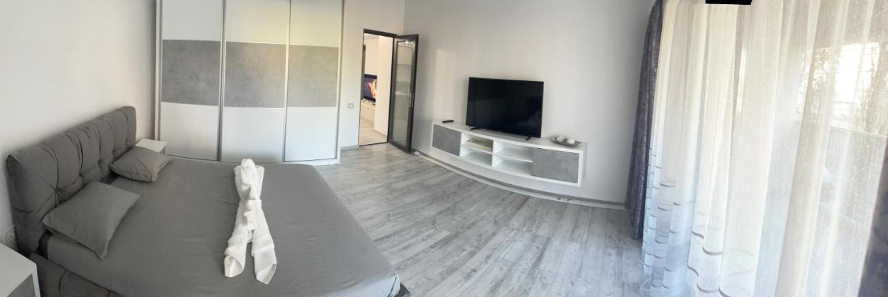 Eric Apartament ママイア エクステリア 写真