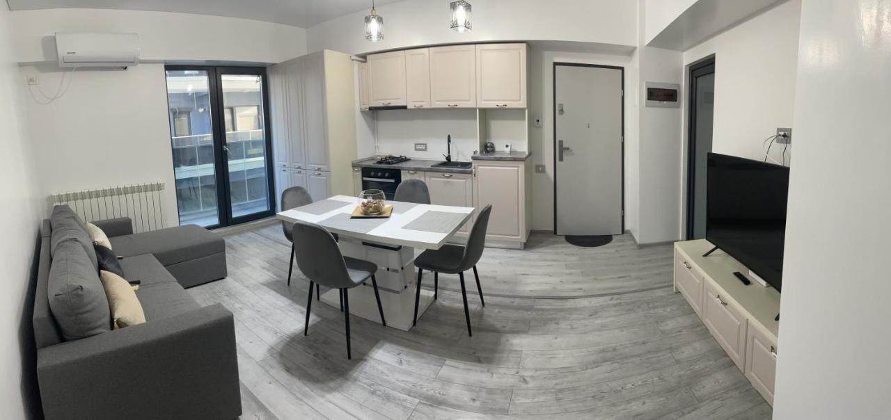 Eric Apartament ママイア エクステリア 写真