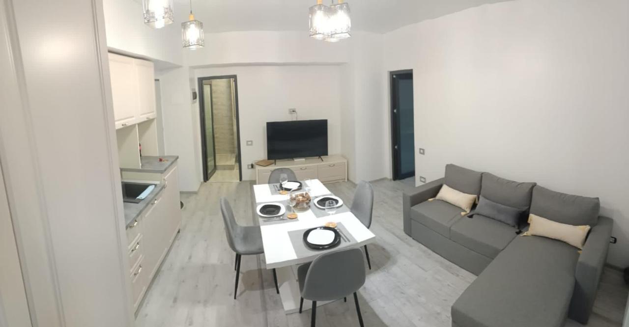 Eric Apartament ママイア エクステリア 写真
