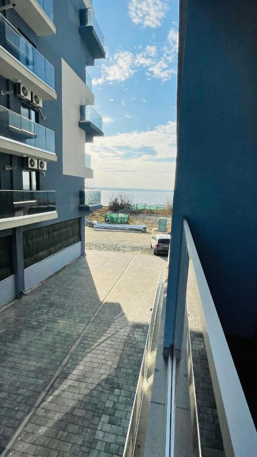 Eric Apartament ママイア エクステリア 写真