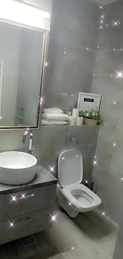 Eric Apartament ママイア エクステリア 写真